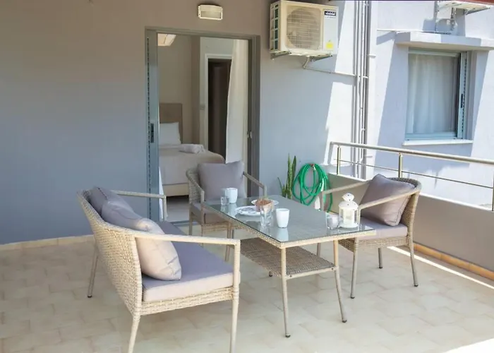 Blue And * خانيا